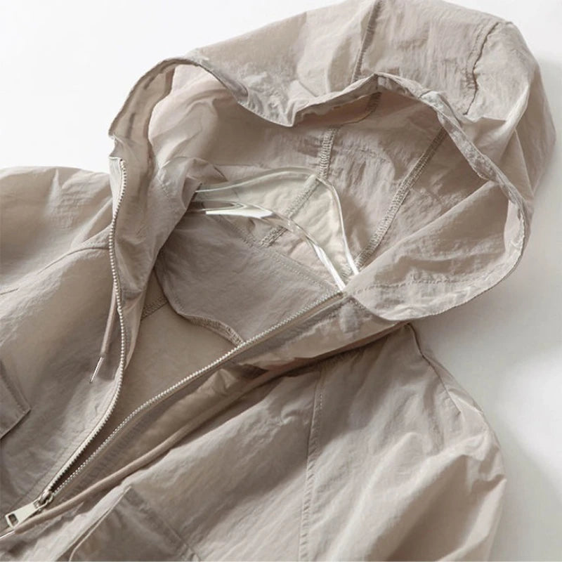 Lightweight Hooded Windbreaker