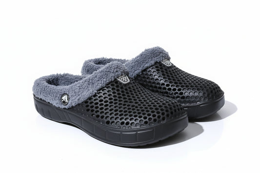 Unisex Winter Cotton Slippers – Warm Velvet Comfort.
