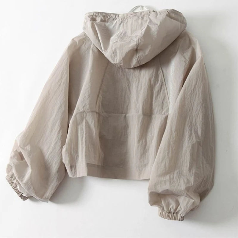 Lightweight Hooded Windbreaker